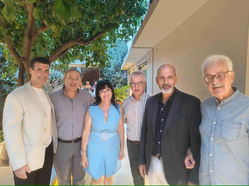 H προσφορά στον άνθρωπο